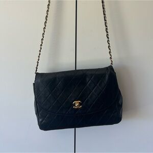Vintage Chanel Crossbody in Lambskin